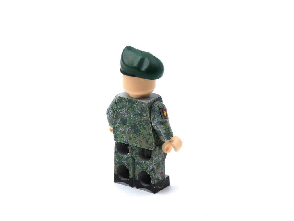 Royal Netherlands Army Soldier Explosive Ordnance Disposal 
